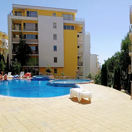 Sea Club Grand Noks Sveti Vlas-bastet Bs * אלניטה