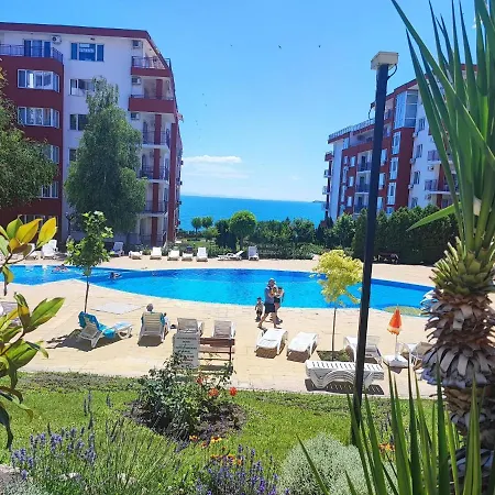 Sea Club Grand Noks Sveti Vlas-bastet Bs דירה *