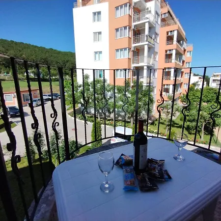 公寓 Sea Club Grand Noks Sveti Vlas-bastet Bs 埃勒尼特